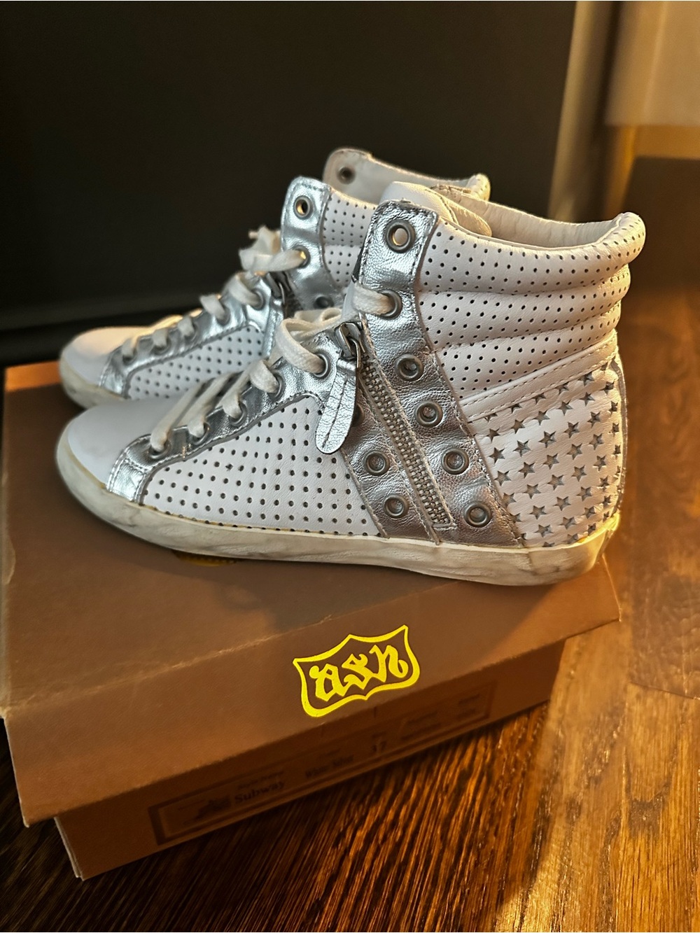 ASH Subway Limited Edition Sneaker - Picture 3 of 8